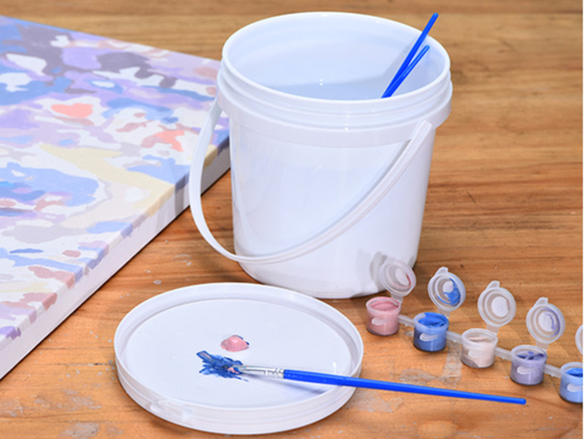 3 Gallon Capacity Frost Resistant Plastic Painting Vessel for Painting Applications