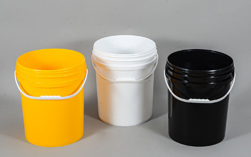 Industrial Grade Plastic Five Gallon Buckets Diameter 11.5 Inches Height 15.5 Inches