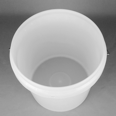 White Empty 2 Gallon Food Storage Buckets With Lids And Covers