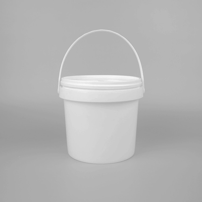 SGS Certified 2 Liter Plastic Food Bucket Durable With Handles And Lids