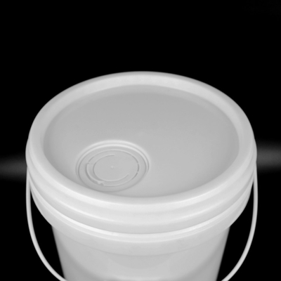 OEM ODM Welcome Polypropylene Plastic Oil Bucket With Spout Lid
