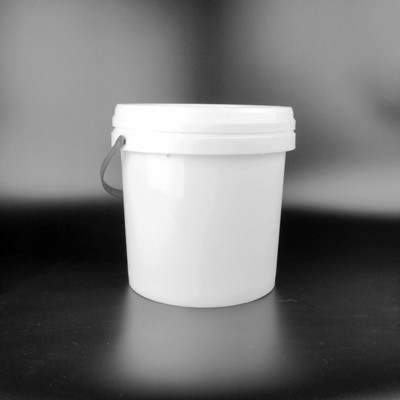 Round 5L Plastic Bucket With Lid