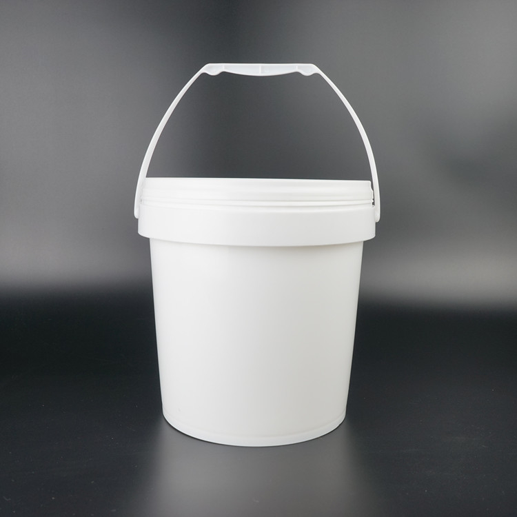 5L Circular Plastic Bucket with 0.8-1.5mm Thickness Color As Required