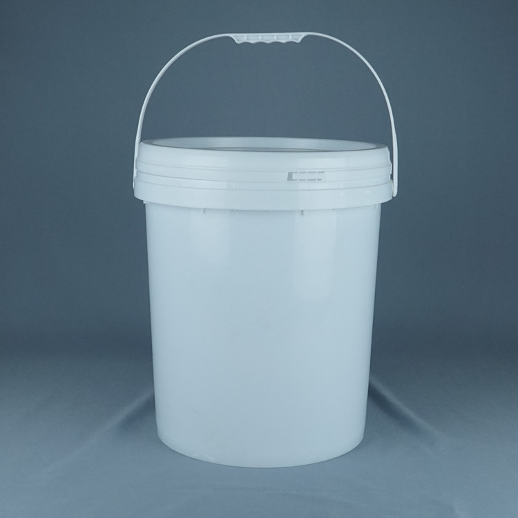 Round Chemical Buckets with Various Capacities and Secure Lids for Chemical Storage