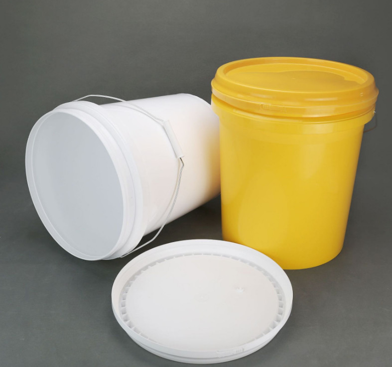 20L Snap On Lid Stackable Plastic Bucket 15.5 Height 11.5 Diameter Customizable White Design