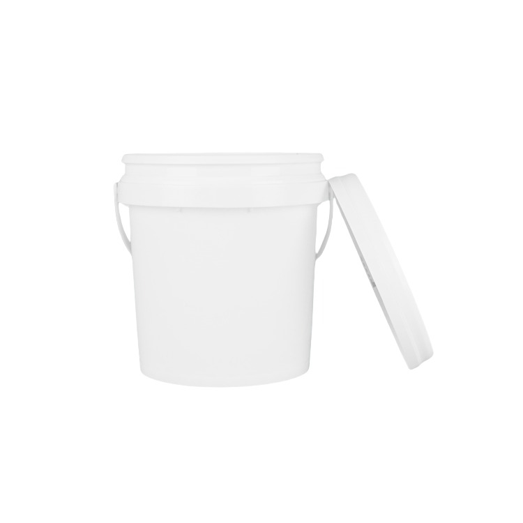 UV Resistant Food Grade Buckets Temperature Range -40°F To 180°F Lid Included And Stackable
