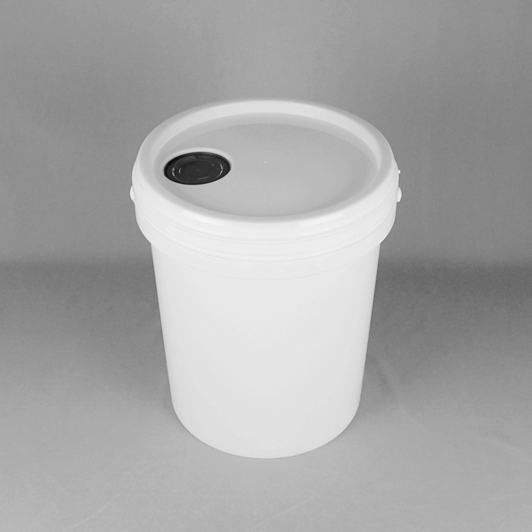 SGS Certification Plastic Lubricant Bucket 5 Gallon Pail With Spout