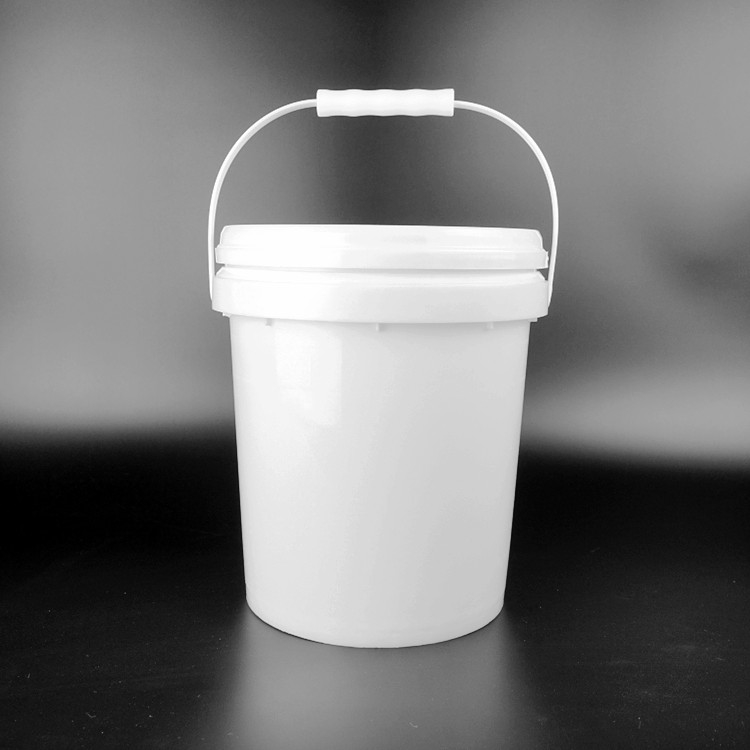 6L Capacity Round Plastic Bucket Polypropylene For Chemical Industry