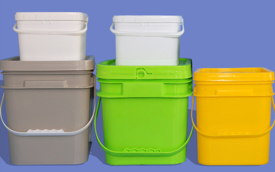 Food Grade Square Plastic Bucket Lightweight Impact Resistant With 10L Capacity