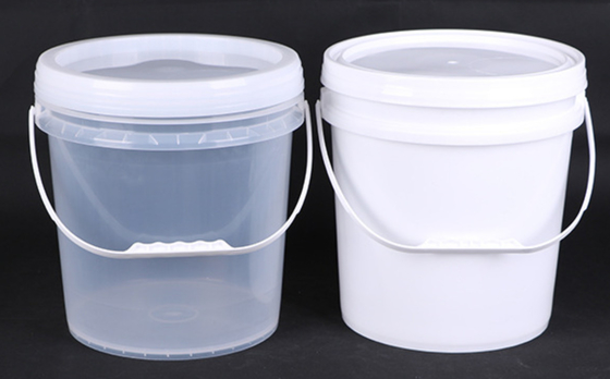 Restaurant Grade 20 Liter Capacity Plastic Buckets with Gasket and UV Resistance