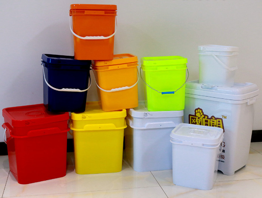 Chemical Resistant White Square Plastic Buckets With IML Printing For Durable Storage Options