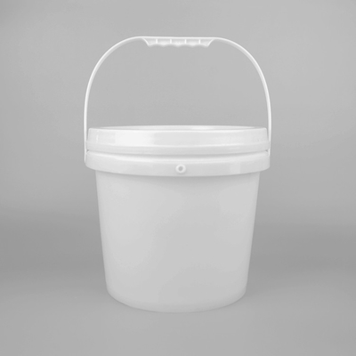 UV Resistant Plastic Pail with Pouring Spout for Industrial 