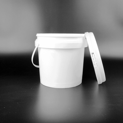 2L Food Storage BPA Free Bucket With Lid Durable Pet Food Packing