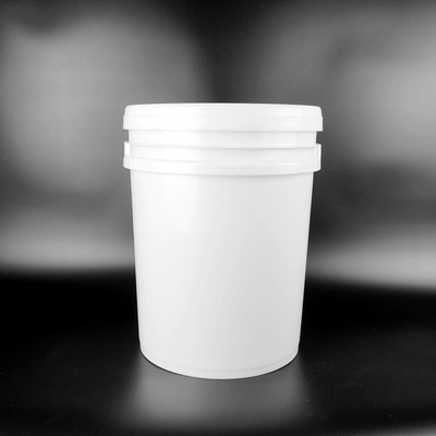 Convenient Handle Snap On Lid 5 Gallon Plastic Buckets 15.5 Inches
